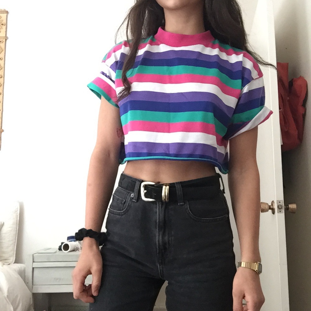 Multicolored striped crop tee